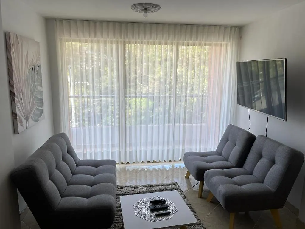 Apartamento en Medellín estadio - familiar1